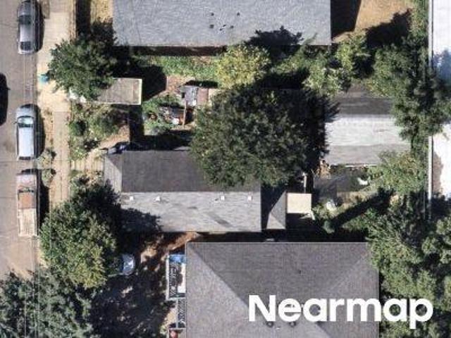 House for sale in King, Portland
