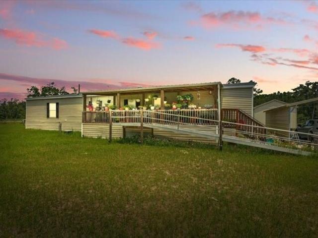 Property for sale in Old Town, Florida