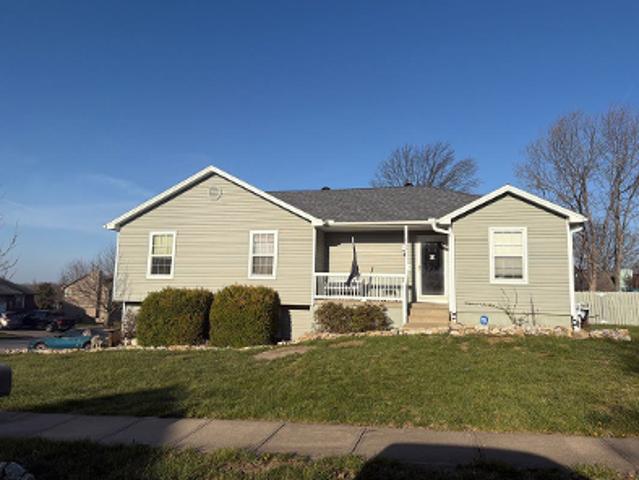 House for sale in Blue Springs, Missouri