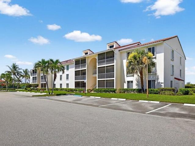 Condo for sale in Jensen Beach