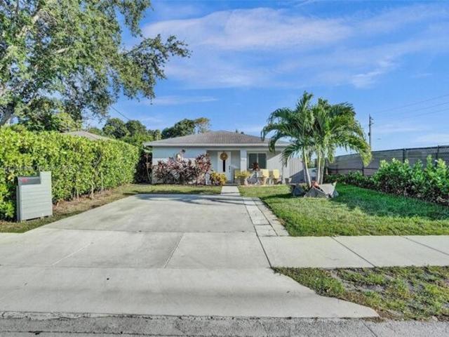 House for sale in Oakland Park House for sale in Oakland Park