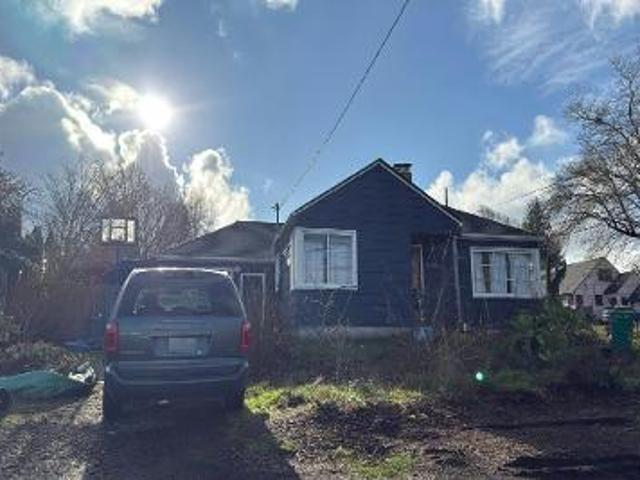 House for sale in Oregonia