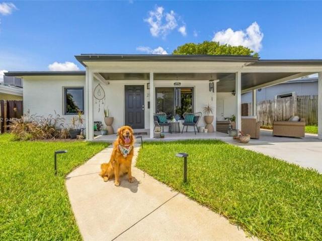 House for sale in Oakland Park