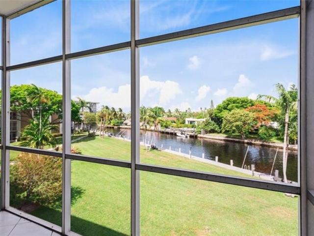Condo for sale in Oakland Park