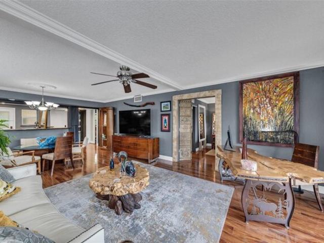 Condo for sale in Oakland Park, Florida