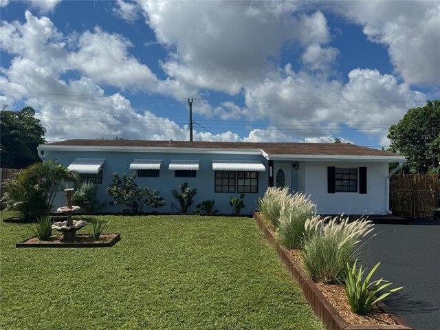 House for sale in Oakland Park, Florida