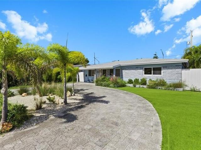 House for sale in Oakland Park, Florida