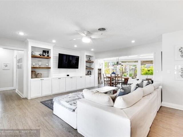 House for sale in Oakland Park House for sale in Oakland Park
