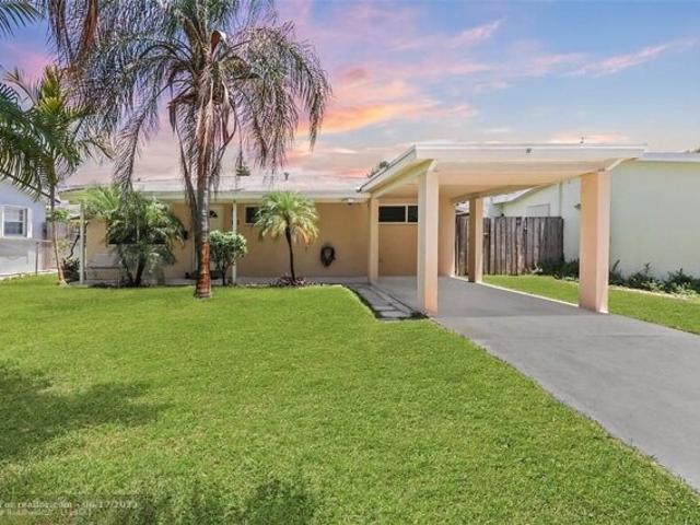 House for sale in Oakland Park