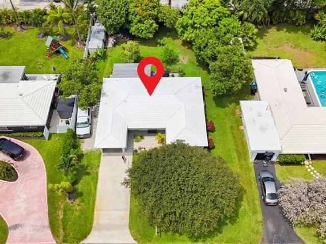 House for sale in Oakland Park House for sale in Oakland Park