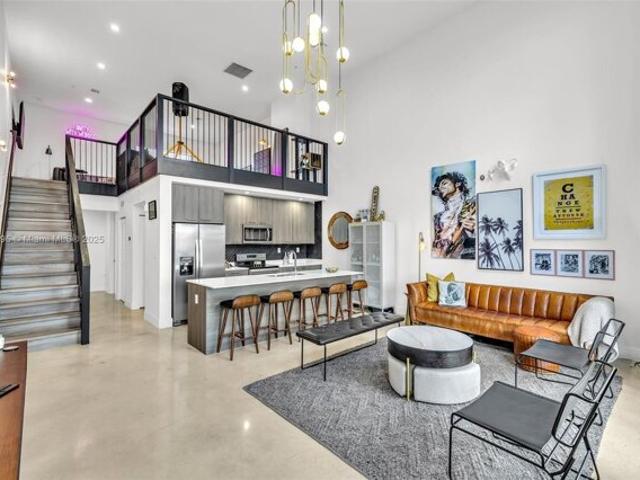 Condo for sale in Oakland Park