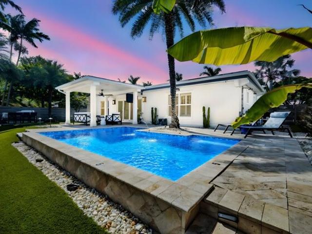 House for sale in Oakland Park, Florida