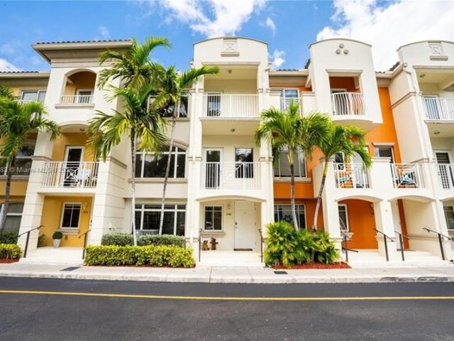 House for sale in Aventura