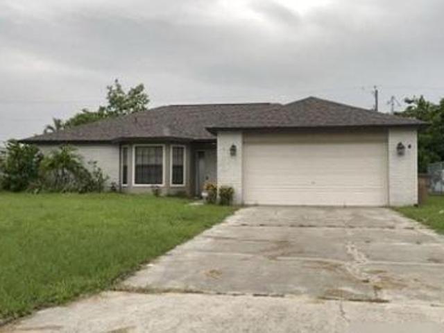 House for sale in Cape Coral