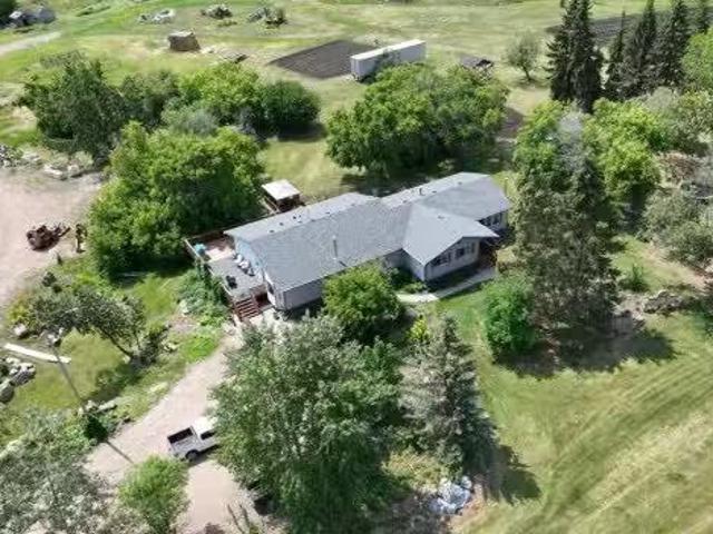 House for sale in Morecambe, Alberta