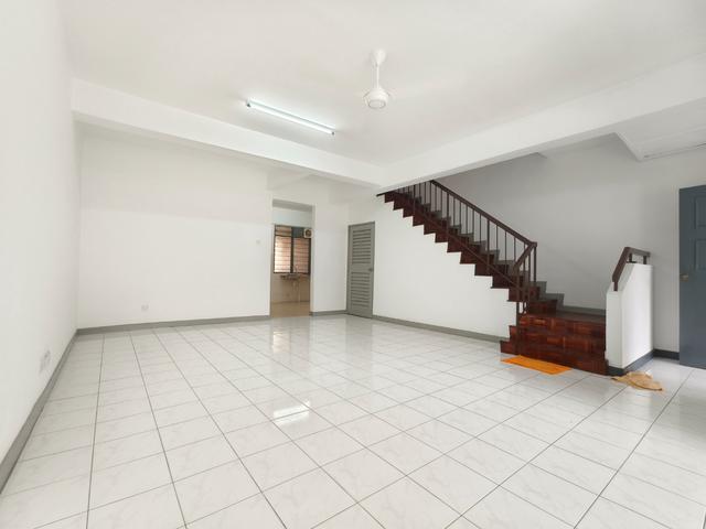 Residential House for rent in Kajang, Langat