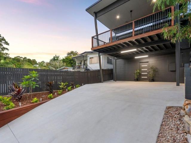 Apartment for rent in Seventeen Mile Rocks, Greater Brisbane