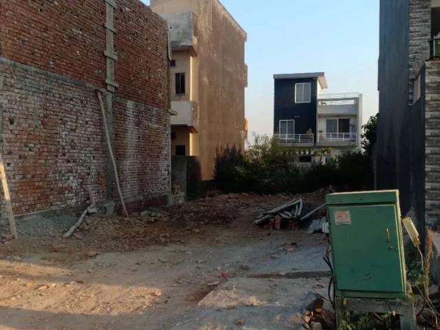 Land for sale in Islamabad