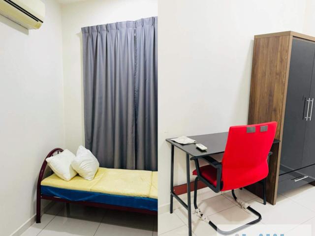 Room for rent in Petaling, Alam Impian