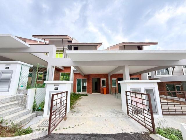 Terraced House for sale in Sendayan Village, Negeri Sembilan
