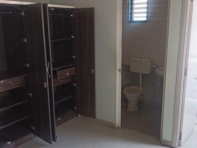 Flat for rent in Ahmadabad, Gujarat