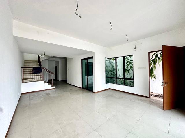 Terraced House for sale in Tanjong Sepat, Selangor
