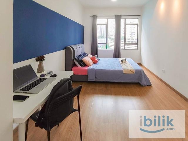 Room for rent in Petaling, Alam Impian