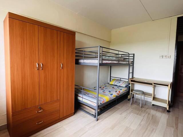 Room for rent in 05 South West