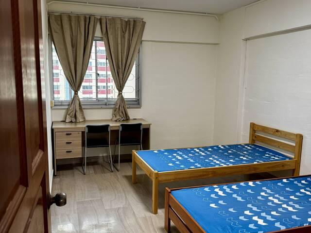 Room for rent in 05 South West