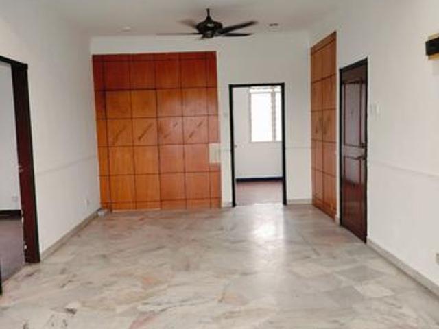 Apartment for sale in Petaling, Subang Jaya