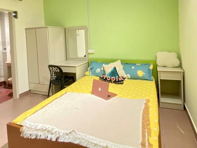 Room for rent in Country Heights Damansara, Kuala Lumpur