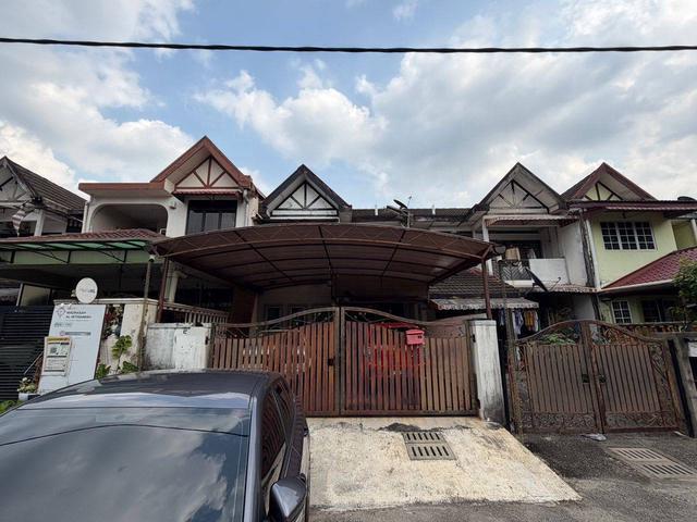 Terraced House for sale in Country Heights Damansara, Kuala Lumpur