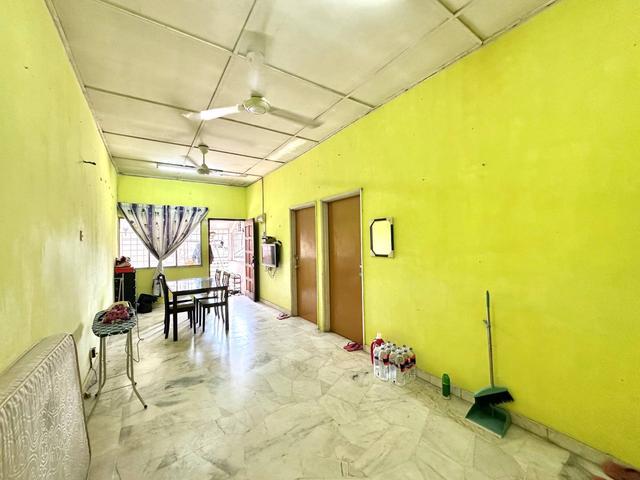 Townhouse for sale in Country Heights Damansara, Kuala Lumpur