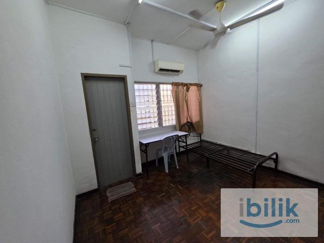 Room for rent in Petaling, Damansara Damai