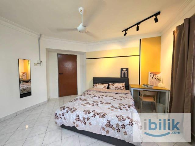 Room for rent in Petaling, Damansara Damai
