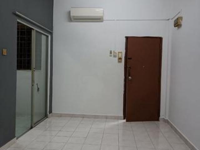 Apartment for sale in Petaling, Subang Jaya