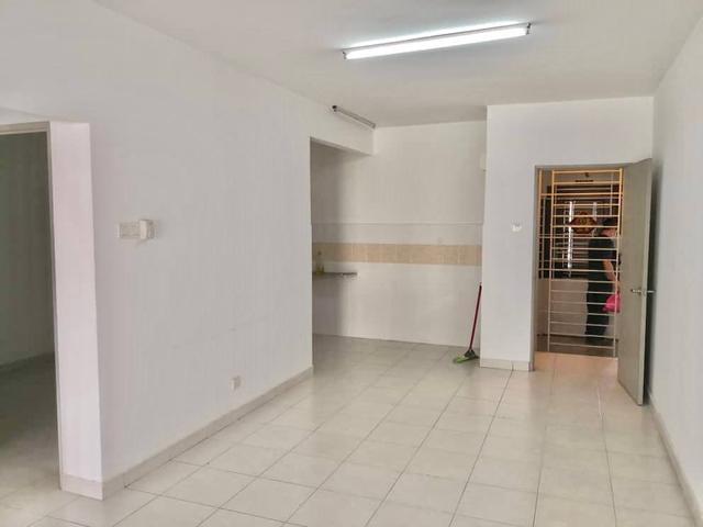 Apartment for sale in Petaling, Subang Jaya