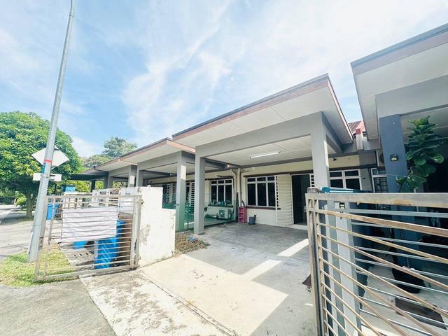 Terraced House for sale in Petaling, Alam Impian