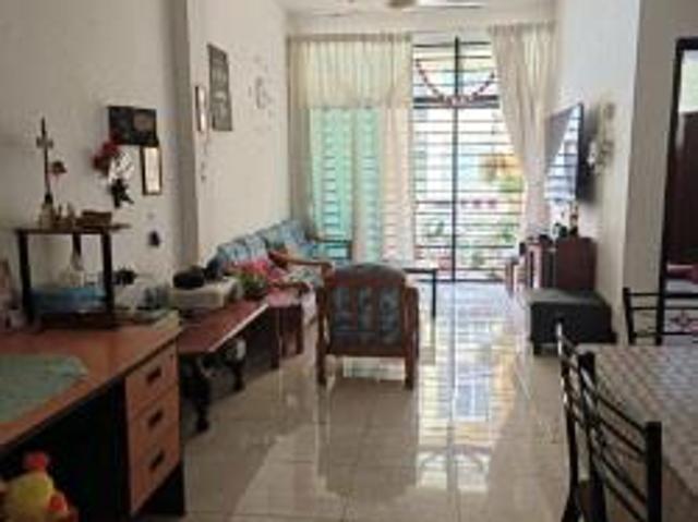 Apartment for sale in Malaka