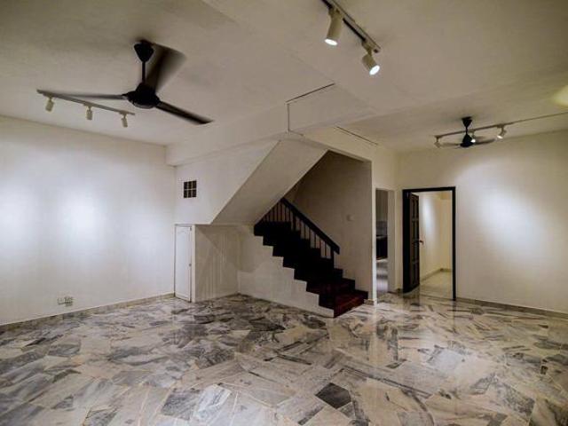 Terraced House for sale in Petaling, Subang Jaya