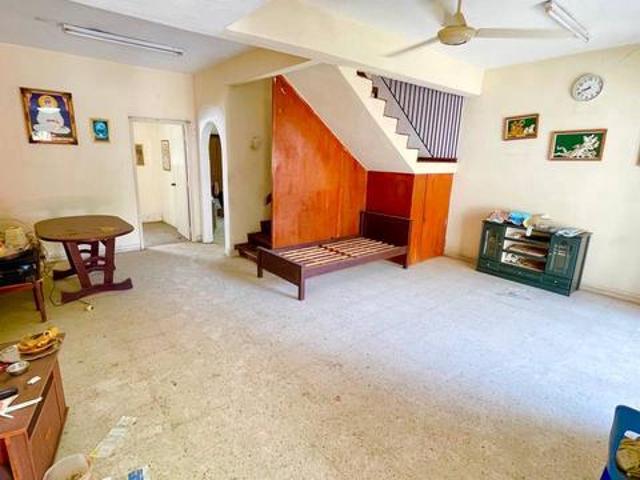 Terraced House for sale in Seri Kembangan, Majlis Bandaraya Subang Jaya