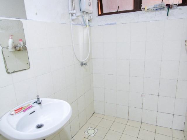 Room for rent in Petaling, Damansara Damai