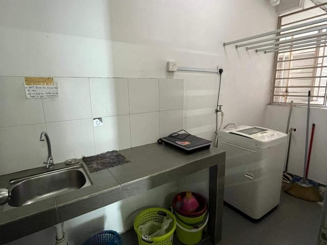 Room for rent in Petaling, Damansara Damai