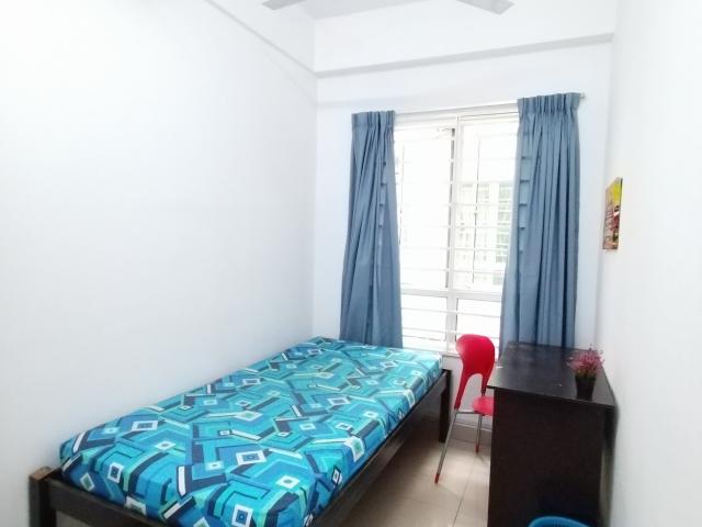 Room for rent in Petaling, Damansara Damai