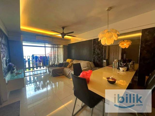 Room for rent in PJU 8, Petaling Jaya