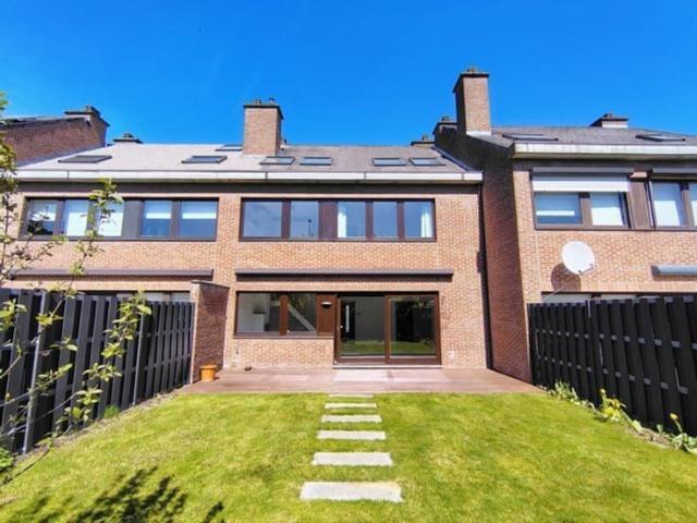 Maison location à Woluwe-saint-etienne, Brabant