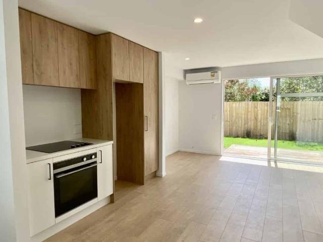 Townhouse for rent in Spreydon, Canterbury