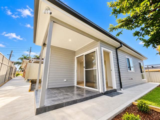 House for rent in Green Valley, Sydney