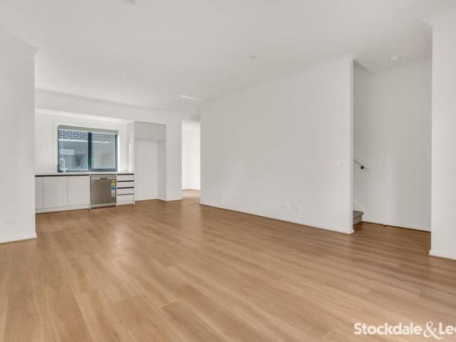 Townhouse for rent in Camerons Creek, Victoria