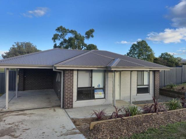 Duplex for rent in Inverell, New South Wales